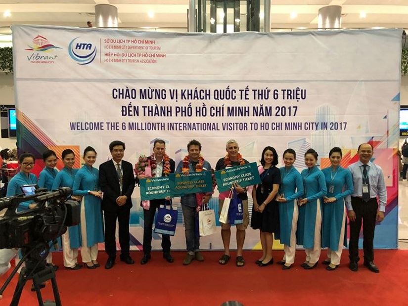 LUNE PRODUCTION WELCOMES THE 6 MILLIONTH INTERNATIONAL VISITOR TO HCMC IN 2017